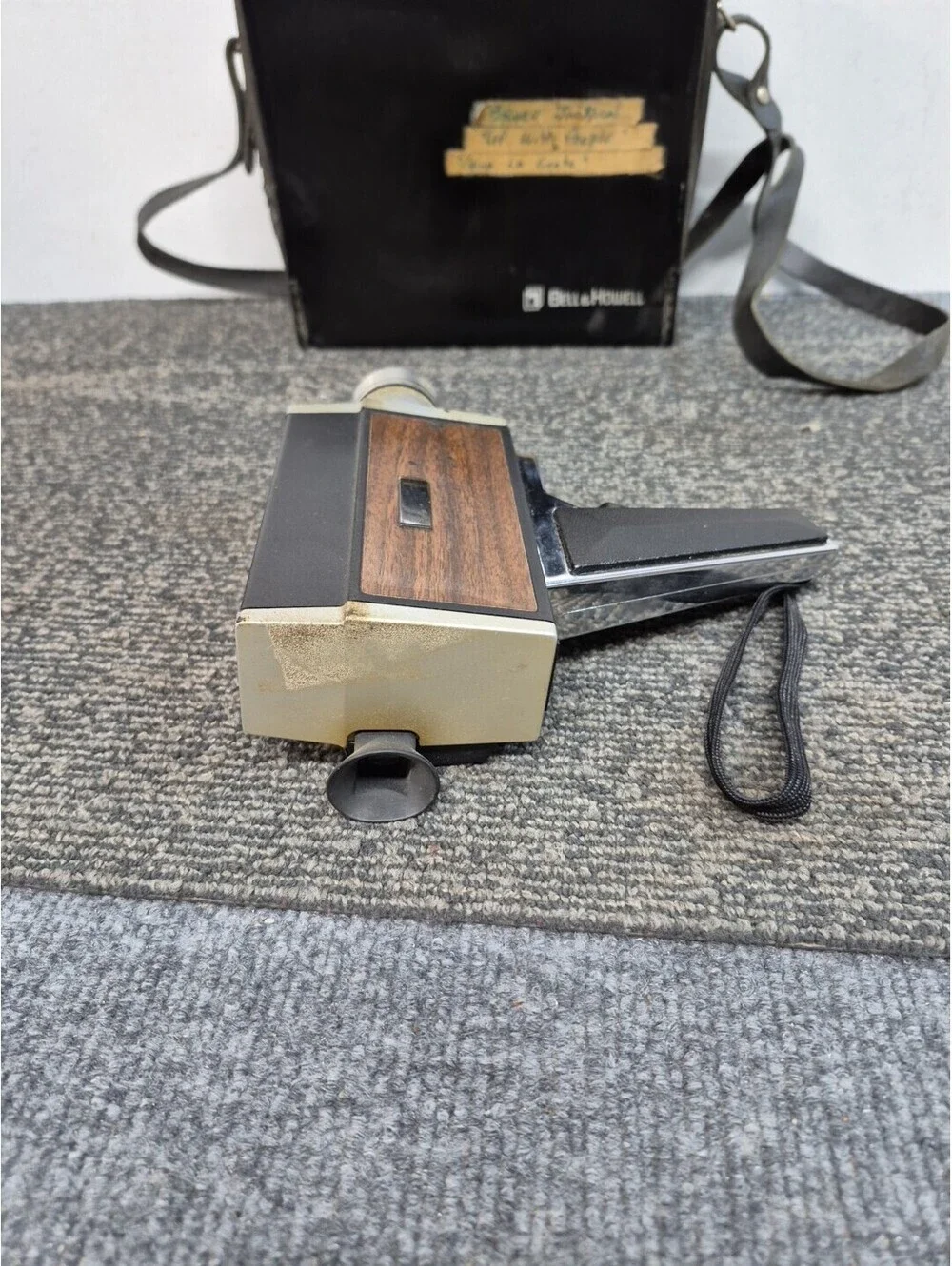 BELL & HOWELL AUTOLOAD SUPER 8  MOVIE CAMERA MODEL 374